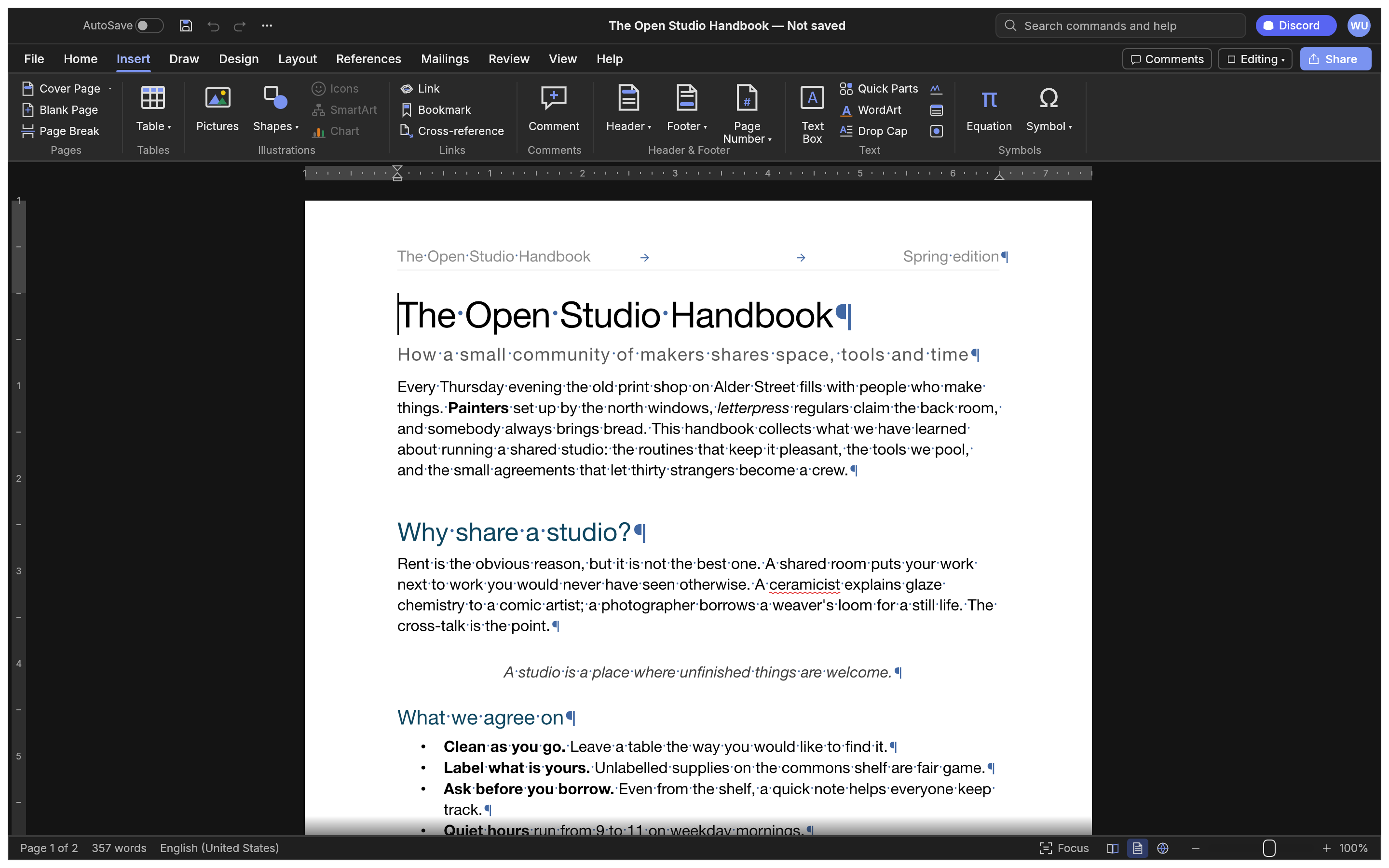 WordCraft in dark mode with the Insert tab open and formatting marks shown: pilcrows at paragraph ends and dots for spaces